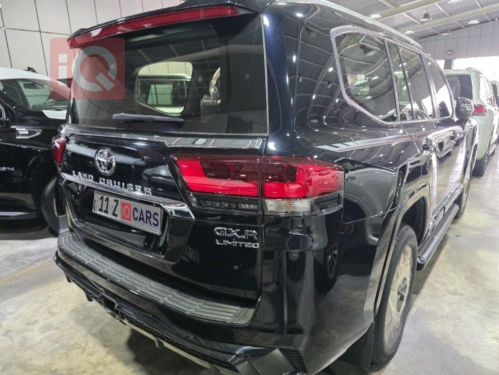 تويوتا لاندكروزر